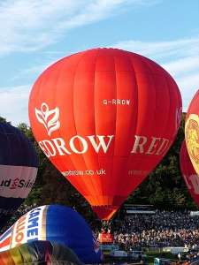 G-RROW hot air balloon, a Lindstrand HOT AIR Balloons LBL 105A. Photograph by Balloon Spotters Archive