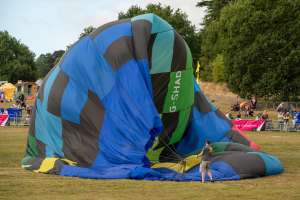 G-SHAD hot air balloon, a Cameron Z-90
