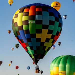 G-SHAD hot air balloon, a Cameron Z-90. Photograph by Dave