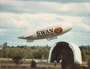 G-SKSD hot air balloon, added to the archive 27 August 2026. Photograph by Tim Boxsell
