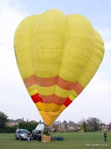 G-SNAP hot air balloon, added to the archive 27 August 2026. Photograph by Richard Gahan