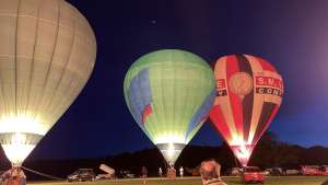 G-STVL hot air balloon, a Lindstrand Balloons LBL 77A, added to the archive 14 September 2026. Photograph by Cera168_