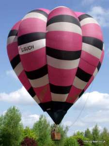 G-SUCH hot air balloon, a Cameron V-77, added to the archive 7 September 2026. Photograph by Balloon Spotters Archive