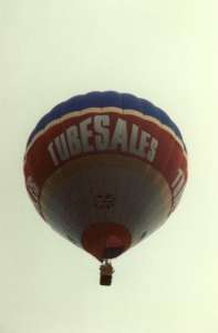 G-TBSL hot air balloon, added to the archive 27 August 2026. Photograph by Andrew Garrett