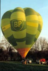 G-TECK hot air balloon, added to the archive 27 August 2026. Photograph by Andrew Garrett