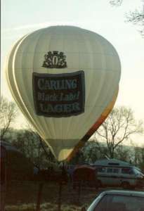G-TINS hot air balloon, added to the archive 27 August 2026. Photograph by Andrew Garrett