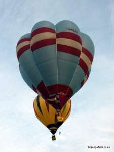 G-ULIA hot air balloon, added to the archive 27 August 2026. Photograph by Pat Whymer