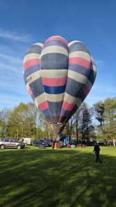 G-UPUP hot air balloon, a Cameron V-77