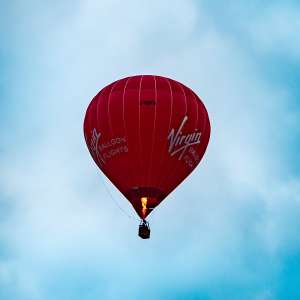 Virgin hot air balloon G-VBFW, a Cameron Z-77. Photograph by Dave