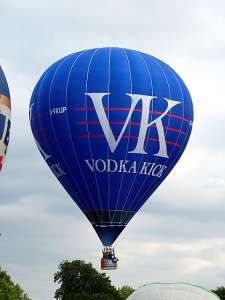 G-VKUP hot air balloon, a Cameron Z-90. Photograph by Balloon Spotters Archive