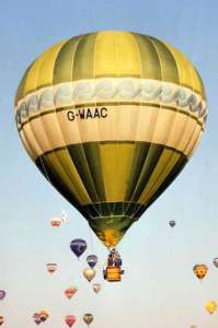 G-WAAC hot air balloon, added to the archive 27 August 2026. Photograph by Bill Teasdale