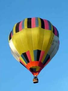 G-WIEZ hot air balloon, a Cameron C-80, added to the archive 7 September 2026. Photograph by G Bann