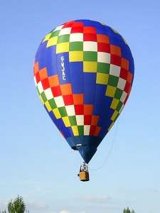 G-WJAC hot air balloon, a Cameron TR-70. Photograph by Paul Coman