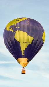 G-WOTW hot air balloon, an Ultramagic M-77. Photograph by Dave