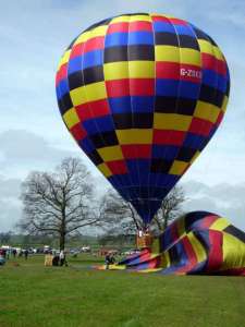 G-ZSKD hot air balloon, a Cameron Z-90. Photograph by Paul Coman
