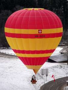 HB-BYO hot air balloon. Photograph by G Bann