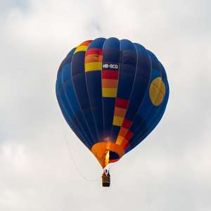 HB-QCD hot air balloon. Photograph by Dave