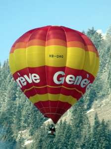 HB-QHO hot air balloon. Photograph by G Bann