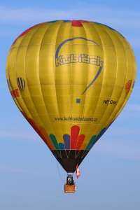 HB-QIH hot air balloon. Photograph by G Bann