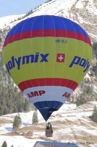 HB-QLS hot air balloon. Photograph by G Bann