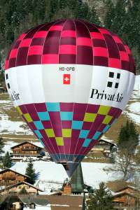 HB-QPB hot air balloon. Photograph by G Bann