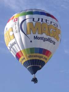 HB-QTC hot air balloon. Photograph by G Bann