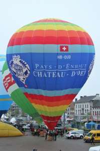 HB-QUD hot air balloon. Photograph by G Bann