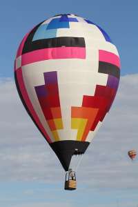 N101ZL hot air balloon, added to the archive 7 September 2026. Photograph by G Bann