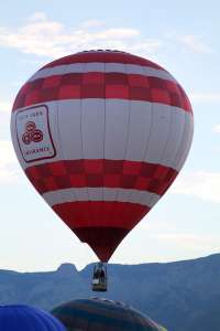 N14YM hot air balloon, added to the archive 7 September 2026. Photograph by G Bann