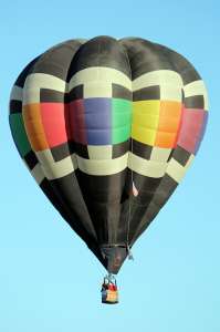 N1600L hot air balloon, added to the archive 7 September 2026. Photograph by G Bann