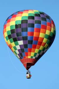 N33AU hot air balloon, added to the archive 7 September 2026. Photograph by G Bann