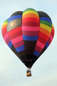 N4005A hot air balloon, added to the archive 7 September 2026. Photograph by G Bann