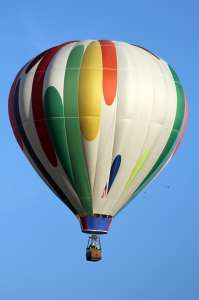 N4014J hot air balloon, added to the archive 7 September 2026. Photograph by G Bann
