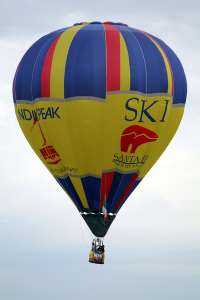 N4117N hot air balloon, added to the archive 7 September 2026. Photograph by G Bann