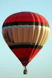 N4501Y hot air balloon, added to the archive 7 September 2026. Photograph by G Bann