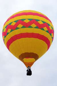 N4503X hot air balloon, added to the archive 7 September 2026. Photograph by G Bann