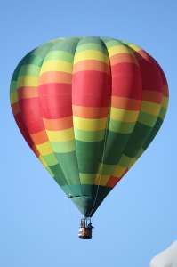 N4509N hot air balloon, added to the archive 7 September 2026. Photograph by G Bann