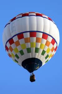 N4509U hot air balloon, added to the archive 7 September 2026. Photograph by G Bann