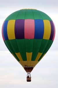 N5074Y hot air balloon, added to the archive 27 August 2026. Photograph by G Bann