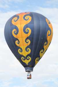 N5095S hot air balloon, added to the archive 27 August 2026. Photograph by G Bann