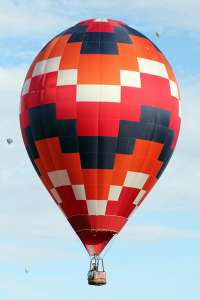 N827BC hot air balloon, added to the archive 7 September 2026. Photograph by G Bann