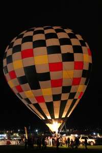N904GB hot air balloon, added to the archive 7 September 2026. Photograph by G Bann