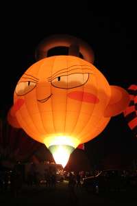 N909JR hot air balloon, added to the archive 7 September 2026. Photograph by G Bann