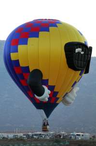 N917LB hot air balloon, added to the archive 7 September 2026. Photograph by G Bann