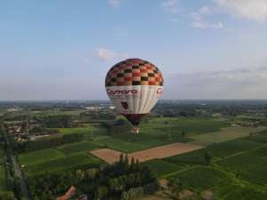 OO-BAC hot air balloon, added to the archive 28 September 2026. Photograph by joeri