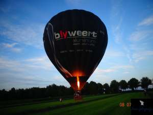 OO-BAP hot air balloon, added to the archive 28 September 2026. Photograph by joeri