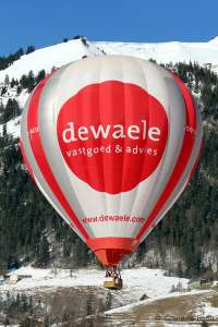 OO-BCU hot air balloon. Photograph by G Bann
