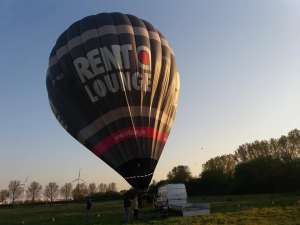 OO-BLR hot air balloon, added to the archive 27 September 2026. Photograph by joeri
