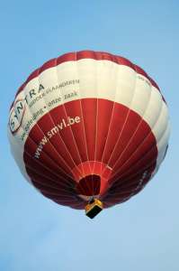 OO-BMY hot air balloon. Photograph by G Bann