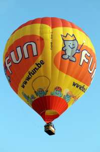OO-BQC hot air balloon. Photograph by G Bann